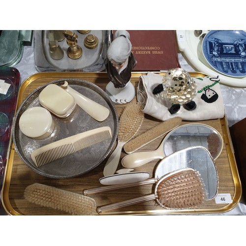 46 - Dressing table items and assorted. UK shipping £14.