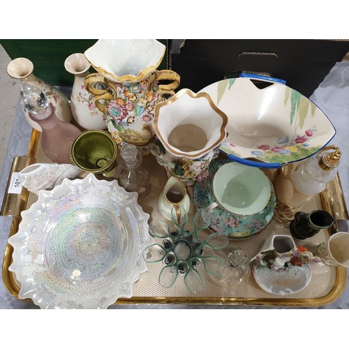 101 - A Shelley cup and saucer and one other Shelley saucer, a Crown Devon dish and assorted glass and chi... 