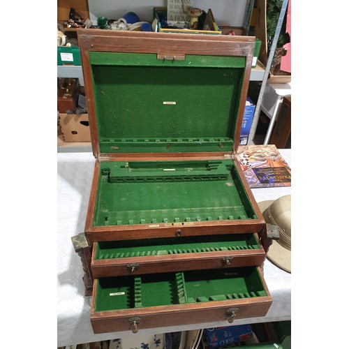 461 - A vintage oak cutlery box, length 20