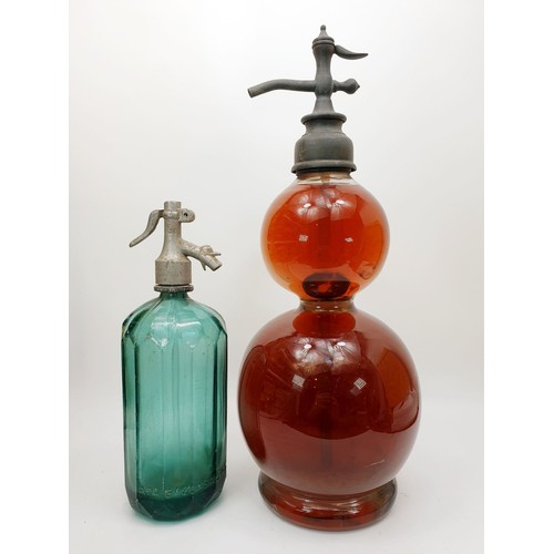 4 - A vintage double gourd shaped syphon bottle, height 19