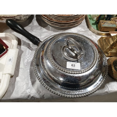 62 - A vintage Flambe pan, diameter 10.25