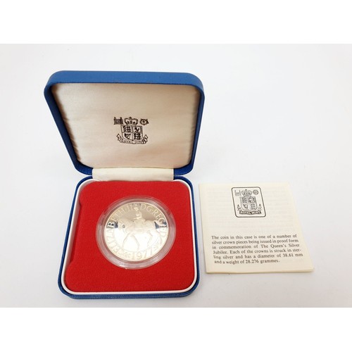 298 - A silver proof 1977 Silver Jubilee coin. UK shipping £14.