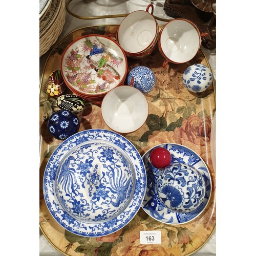 163 - A selection of Japanese ceramics. No shipping. Arrange collection or your own packer and shipper, pl... 