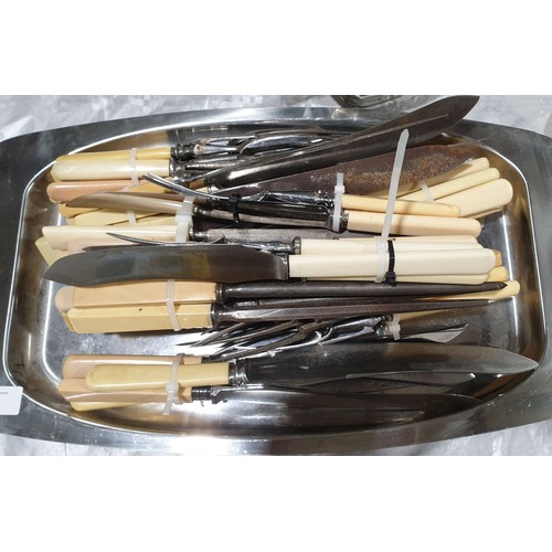 49 - A selection of carving knives forks and steels. UK shipping £14.