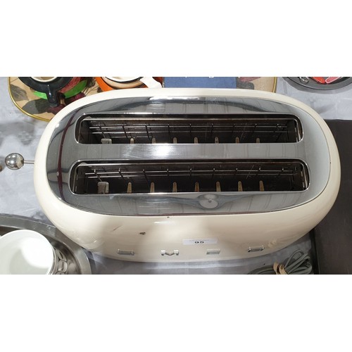 95 - A Smeg toaster A/F. No shipping. Arrange collection or your own packer and shipper, please.