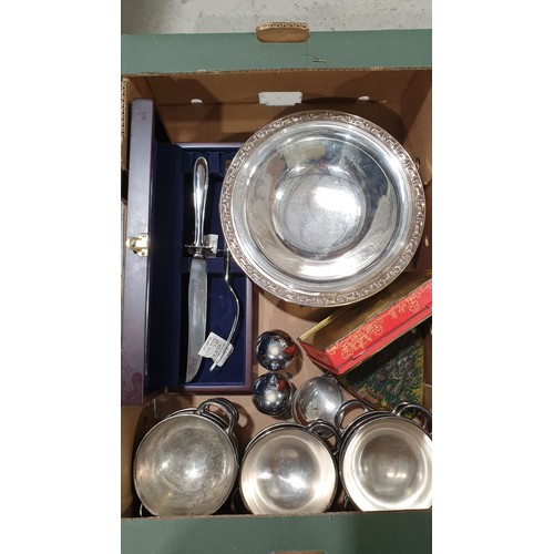 189 - A box of metalware. No shipping. Arrange collection or your own packer and shipper, please.