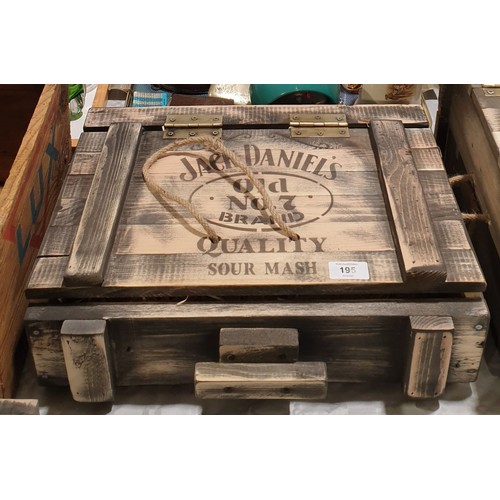 195 - A wooden Jack Daniels crate, width 17.5