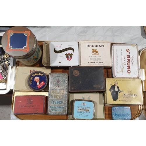 415 - A tray of vintage tobacco tins and boxes. UK shipping £14.