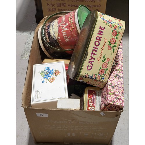 391 - A box of vintage and later tins. UK shipping £14.