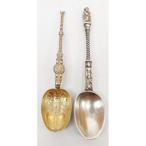 153 - A hallmarked silver replica of The Anointing Spoon, London 1901 together with a hallmarked silver Ap... 