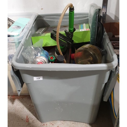 358 - A box of gardening equipment. No shipping. Arrange collection or your own packer and shipper, please... 