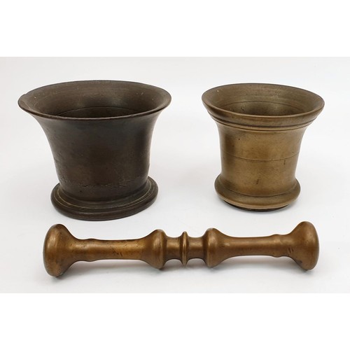 12 - An antique bronze pestle and mortar, height 3.75