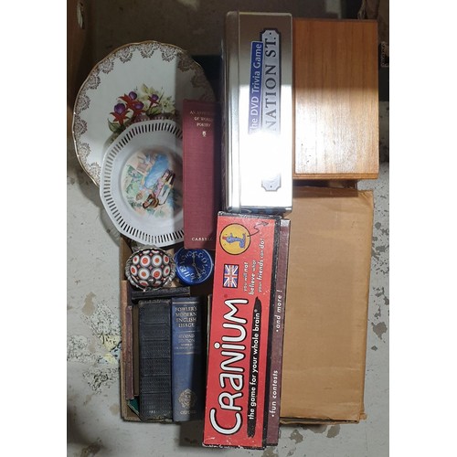 66 - A box of games, books and assorted. No shipping. Arrange collection or your own packer and shipper, ... 