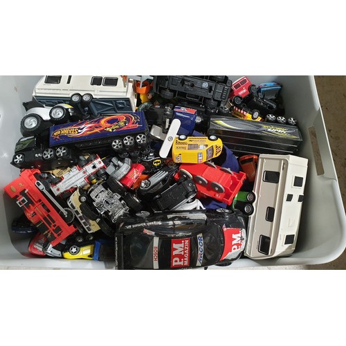 201 - A box of toy cars. UK shipping £14.