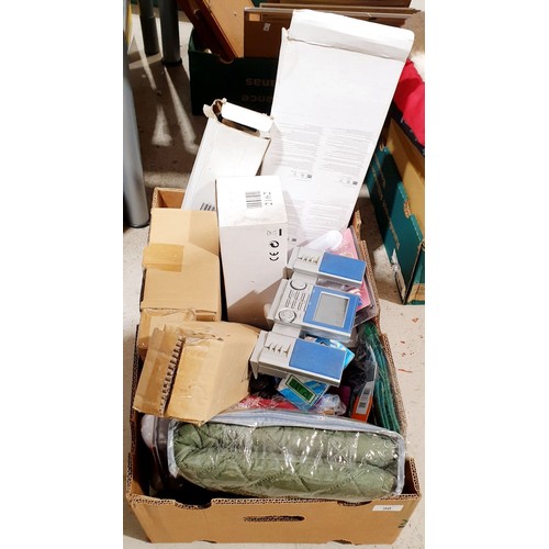 90 - A box of small electricals and assorted. No shipping. Arrange collection or your own packer and ship... 