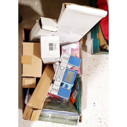 90 - A box of small electricals and assorted. No shipping. Arrange collection or your own packer and ship... 