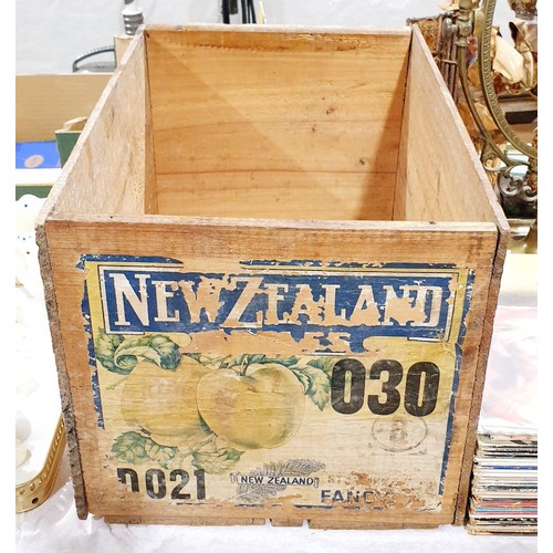 473 - A vintage wooden New Zealand apples crate, length 19.252, height 10.75