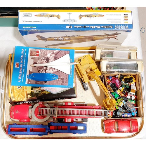 185 - A selection of toys including a Franklin Mint fire engine and a spitfire model kit. UK shipping £14.