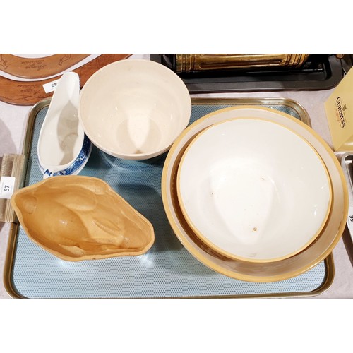 57 - A selection of kitchenware including a rabbit food mould. No shipping. Arrange collection or your ow... 