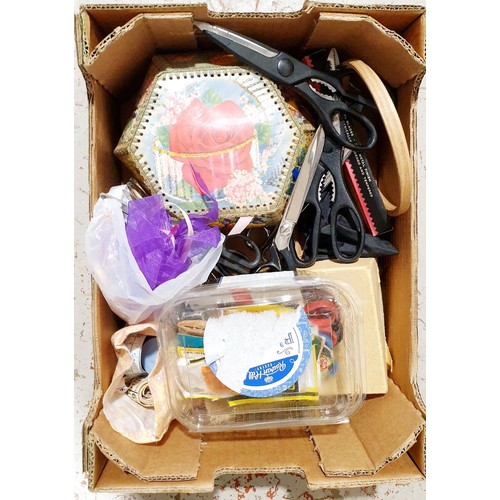 83 - A box of sewing items. UK shipping £14.