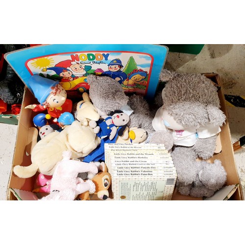 238 - A box of soft toys and children's books. No shipping. Arrange collection or your own packer and ship... 