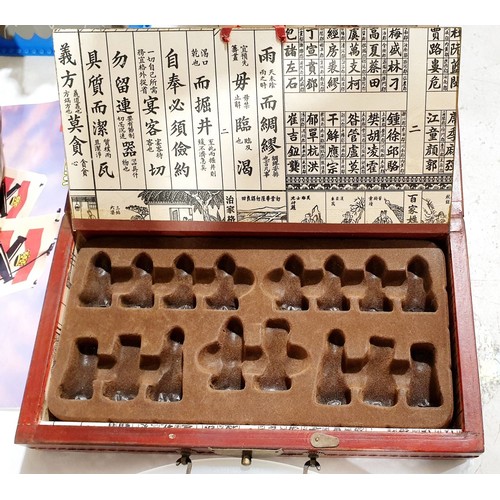 251 - A chess set. UK shipping £14.