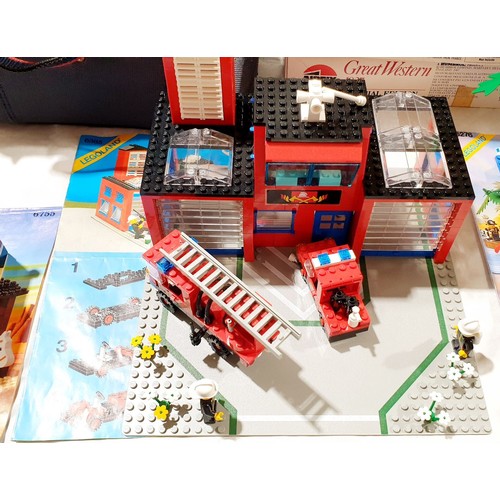 259 - A Lego Legoland set 6385. No shipping. Arrange collection or your own packer and shipper, please.