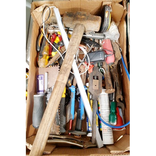 315 - A box of tools. No shipping. Arrange collection or your own packer and shipper, please.