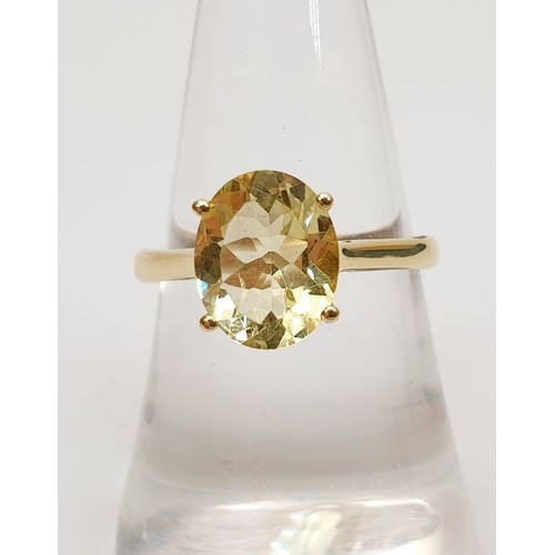 59 - A hallmarked 9ct gold ring set with sanidine, gross weight 2g, size N/O. UK shipping £14.