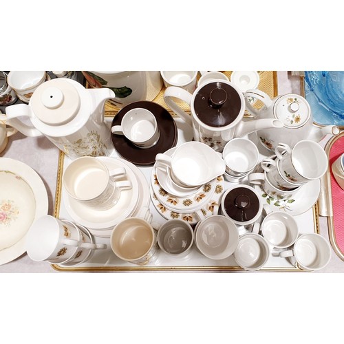 95 - A selection of retro tea and coffee wares including Hornsea and Myott. No shipping. Arrange collecti... 