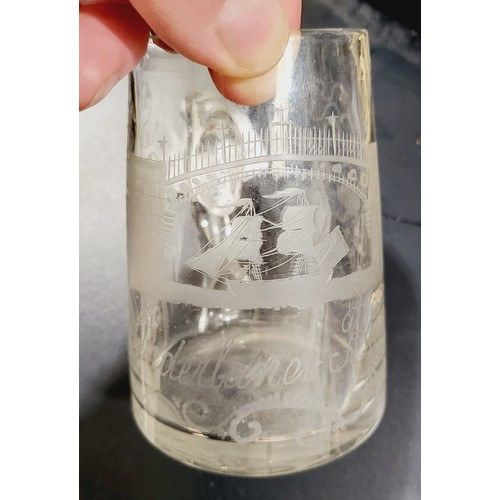 487 - A Georgian glass tankard engraved with an image of Sunderland Bridge and a sailing ship, height 4.25... 