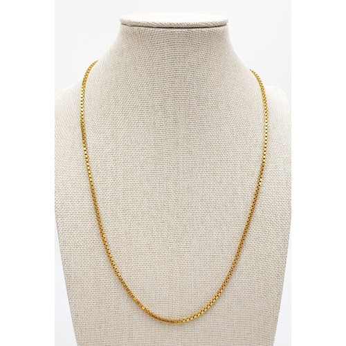 23 - A 9ct gold chain, weight 10.5g. UK shipping £14.