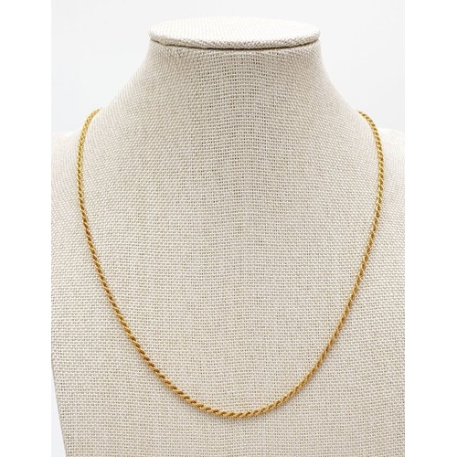 26 - A hallmarked 9ct gold rope chain, weight 2.3g. UK shipping £14.