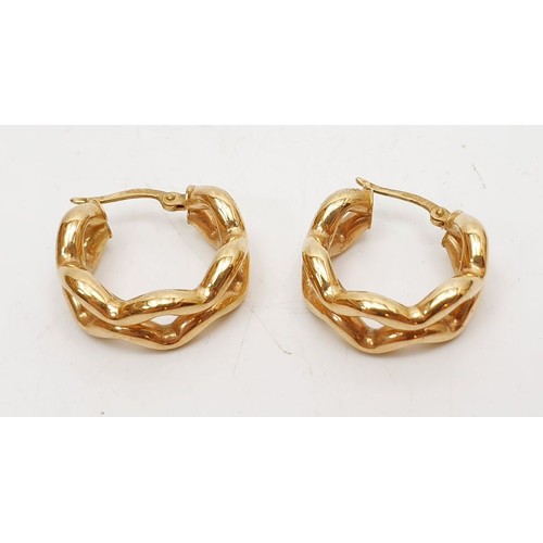 28 - A pair of hallmarked 9ct gold earrings, weight 4g. UK shipping £14.