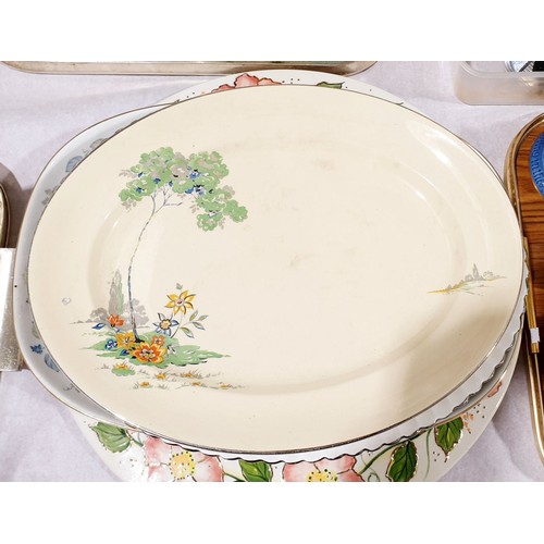 113 - A selection of meat plates / platters including Royal Doulton 'Woodland'. No shipping. Arrange colle... 