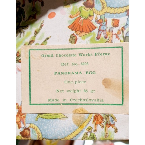 154 - A vintage boxed panorama sugar egg. No shipping. Arrange collection or your own packer and shipper, ... 