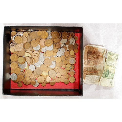 169 - A selection of coins and bank notes. UK shipping £14.