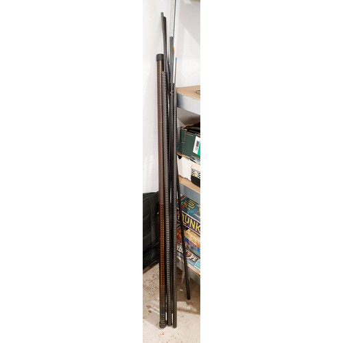 374 - A Shimano 12.5 metre fishing pole, four top tips fully elasticated together with an unhooking mat an... 