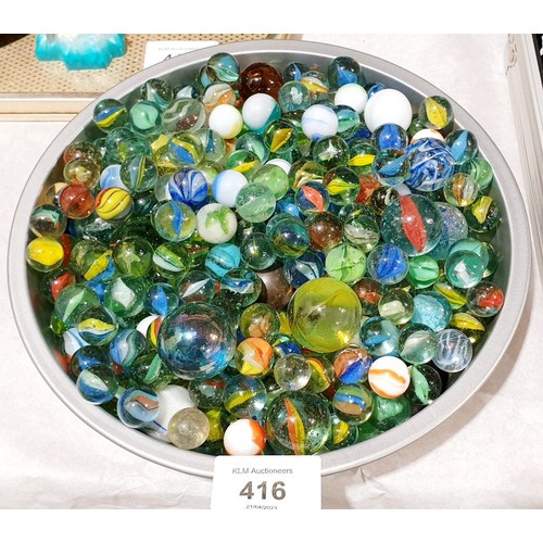 416 - A selection of marbles. UK shipping £14.