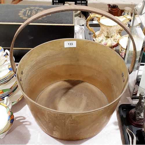 133 - A brass preserve pan, diameter 11.75