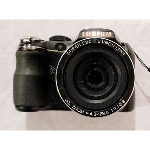 170 - A Canon EOS 350D camera with 72mm lens together with a Fuji Film FinePix S4500 camera. UK shipping £... 