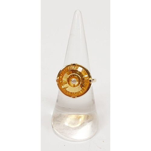 36 - A hallmarked 9ct gold ring set with citrine and diamond, size N/O, gross weight 4.5g. UK shipping £1... 