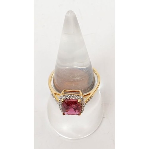 13 - A hallmarked 9ct gold ring set with rubellite and white zircon, size Q, gross weight 2.4g. UK shippi... 