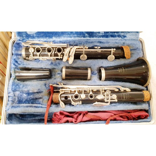 155 - King Tempo clarinet A/F. UK shipping £14.