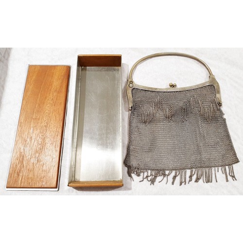 189 - A vintage mesh purse, A/F, and a retro steel and wood box, length of box 9