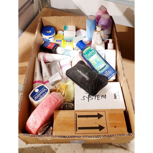 263 - Vintage and later cosmetics. No shipping. Arrange collection or your own packer and shipper, please.... 