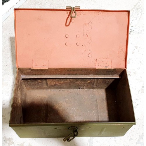 291 - A metal toolbox, width 14.75