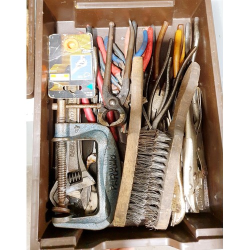 293 - A box of tools. No shipping. Arrange collection or your own packer and shipper, please. Electrics ar... 