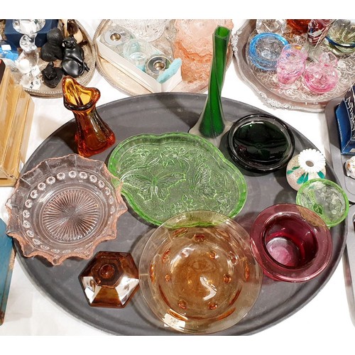 323 - A selection of glass including Art Glass. No shipping. Arrange collection or your own packer and shi... 