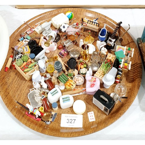 327 - A selection of doll's house accessories. UK shipping £14.